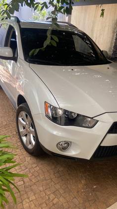 MITSUBISHI OUTLANDER 2.0 16V GASOLINA 4P AUTOMÁTICO MITSUBISHI OUTLANDER 2.0 16V GASOLINA 4P AUTOMÁTICO